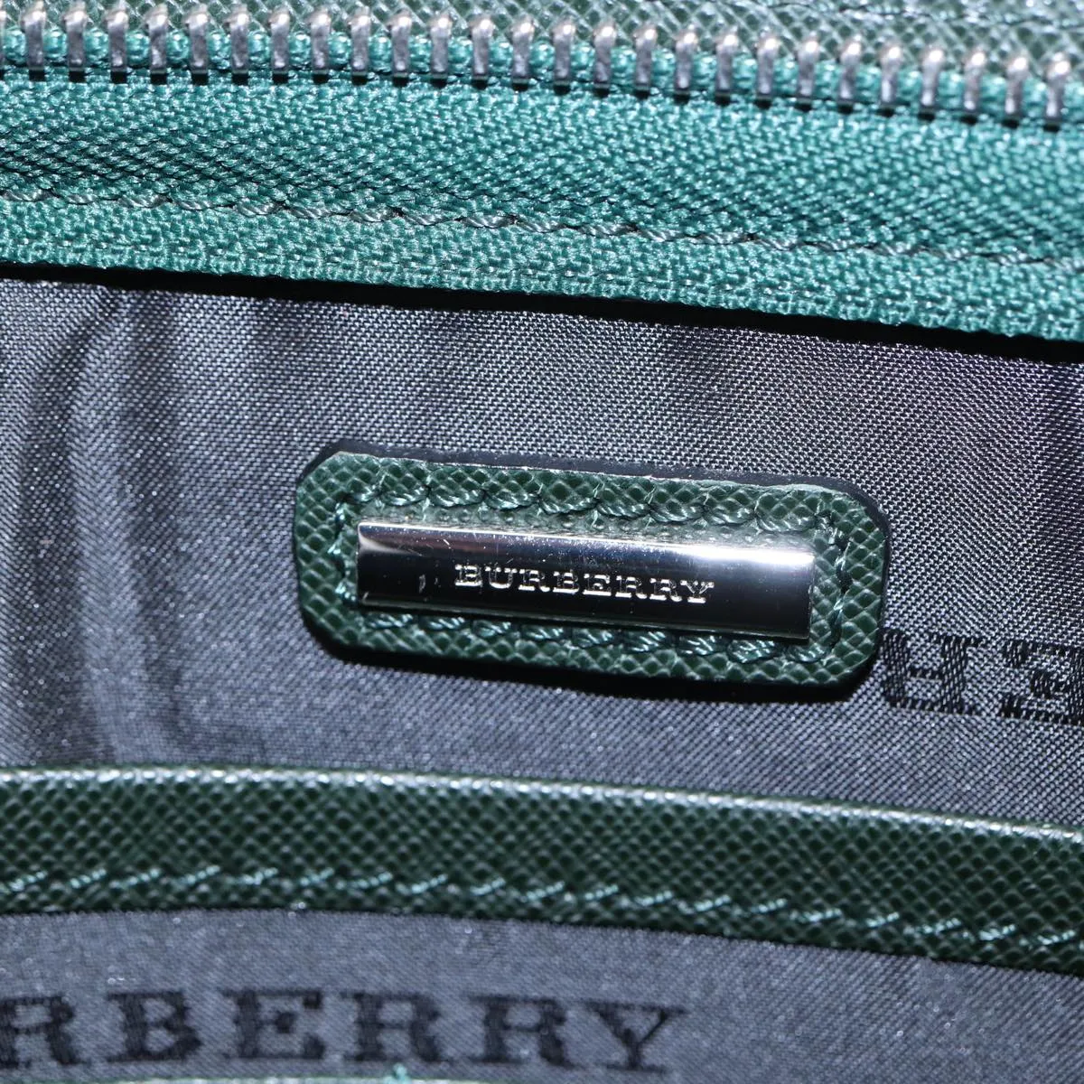 BURBERRY Clutch Bag Leather Green  bs16497