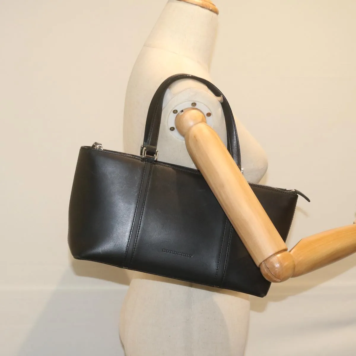 BURBERRY Hand Bag Leather Black  bs10561