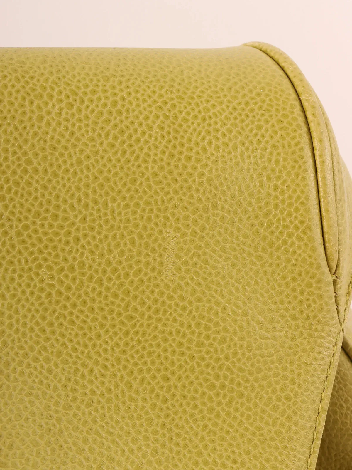 CHANEL Around 1997 Made Caviar Skin 6 Cc Mark Stitch Turn-Lock Backpack Lime Green