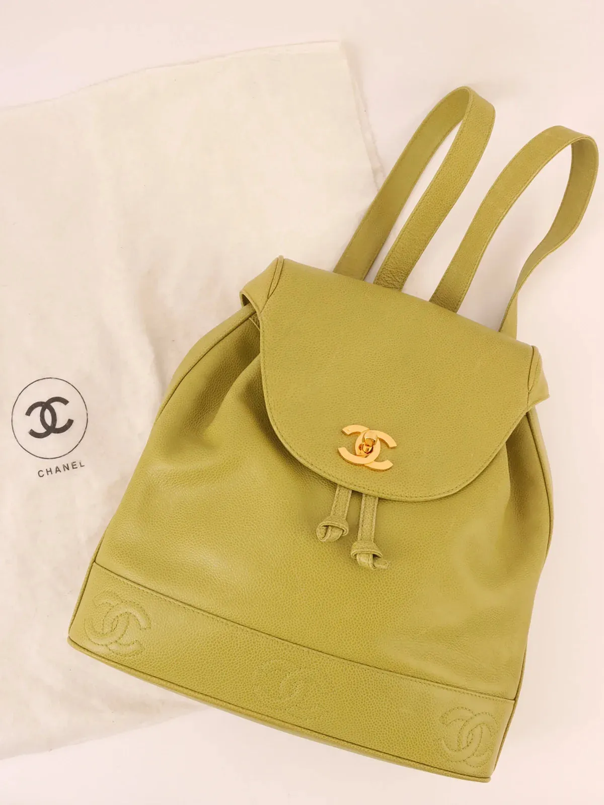 CHANEL Around 1997 Made Caviar Skin 6 Cc Mark Stitch Turn-Lock Backpack Lime Green