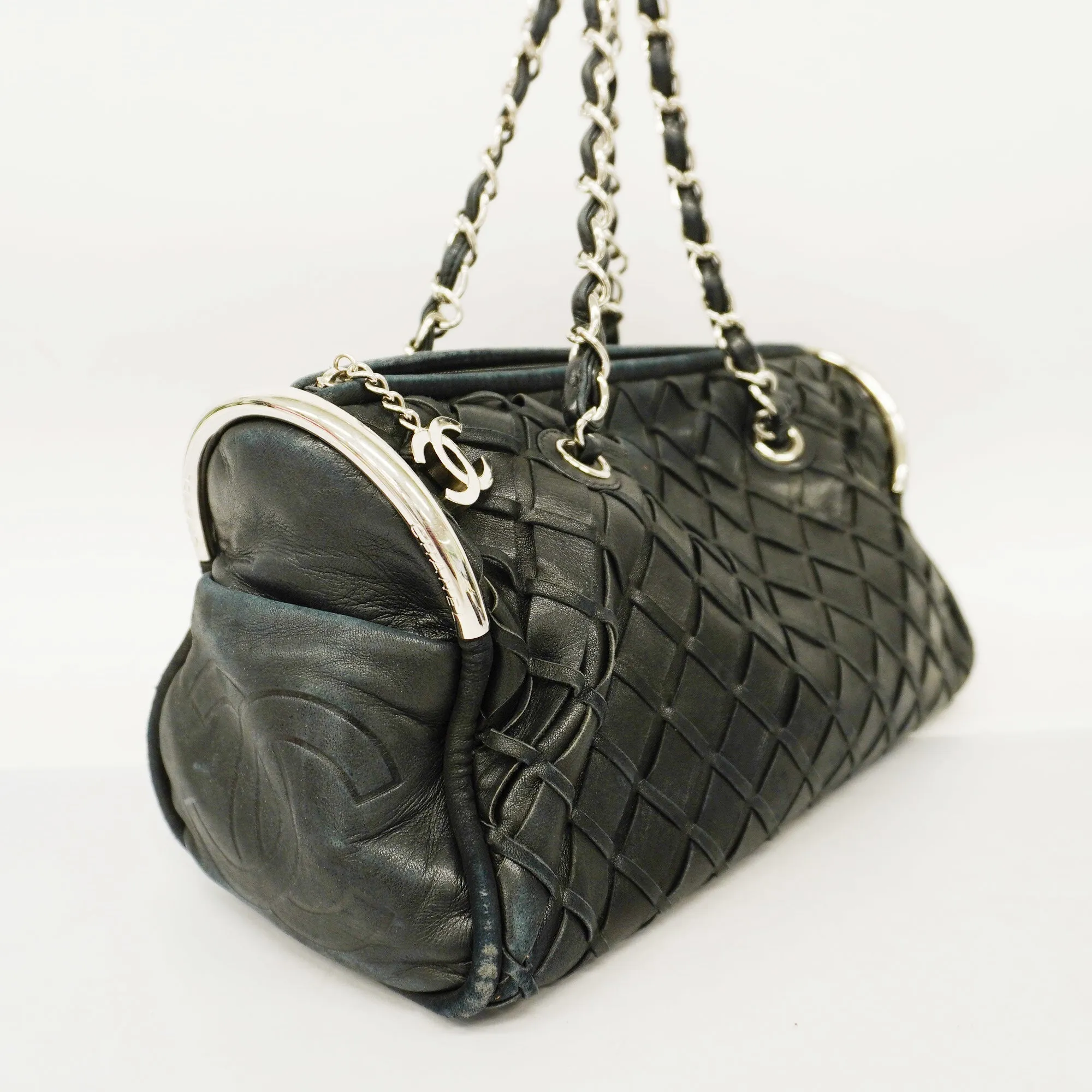 CHANEL  Bubble Quilt Chain Shoulder Women's Leather Shoulder Bag