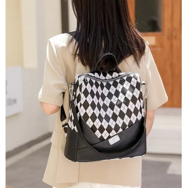 Checkered Large Capacity Anti-Theft Travel Backpacks