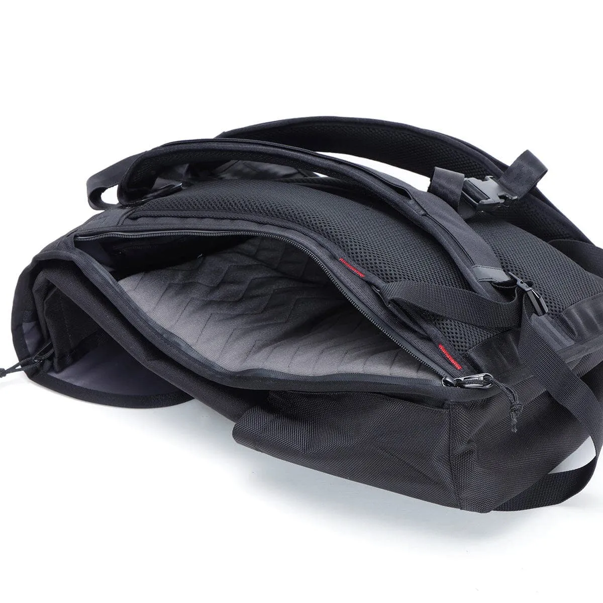 Chrome Colbet 24L Pack - Black