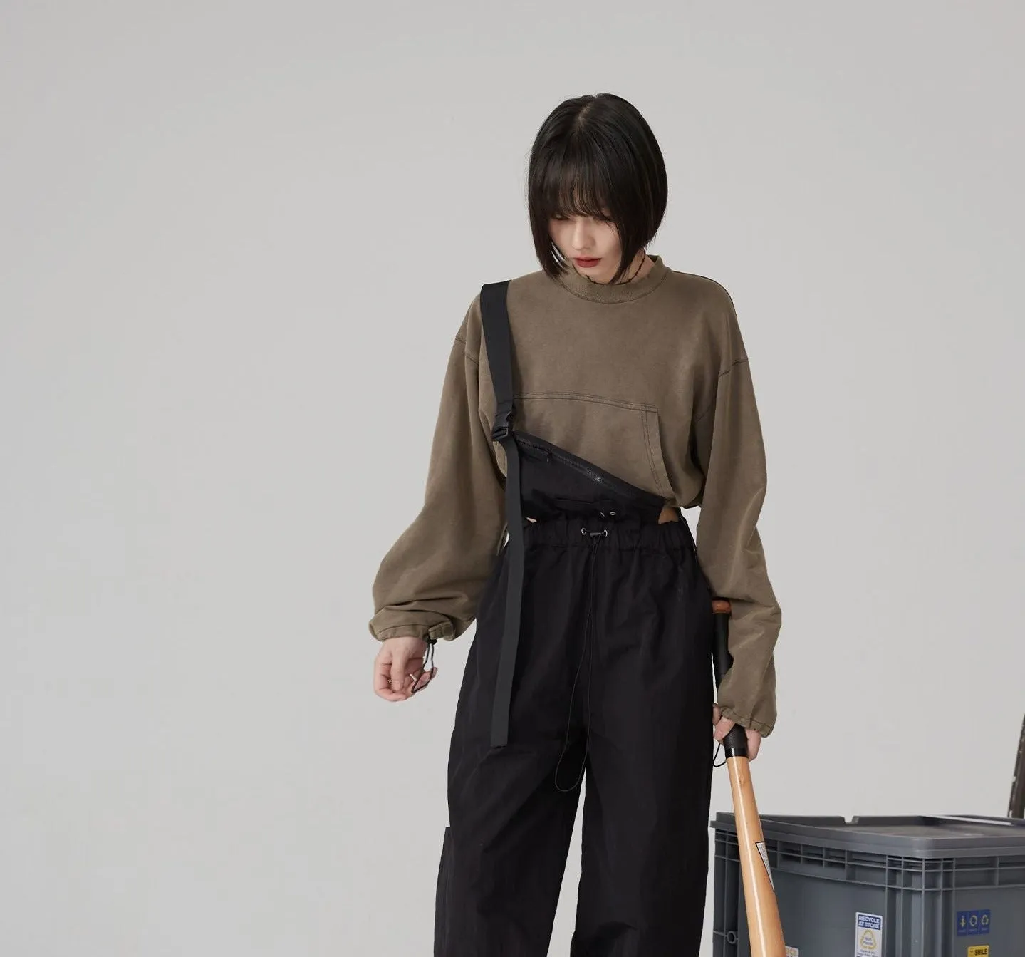 Gravity Museum single shoulder straps pants female summer thin section work pants unisex wind loose jumpsuit casual pants