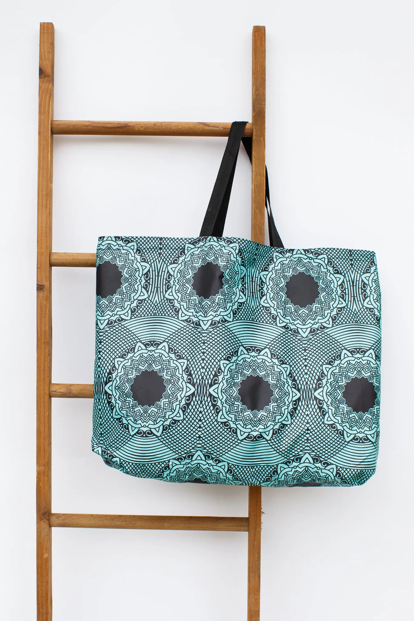 Reversible Market Tote, Sand Dollar